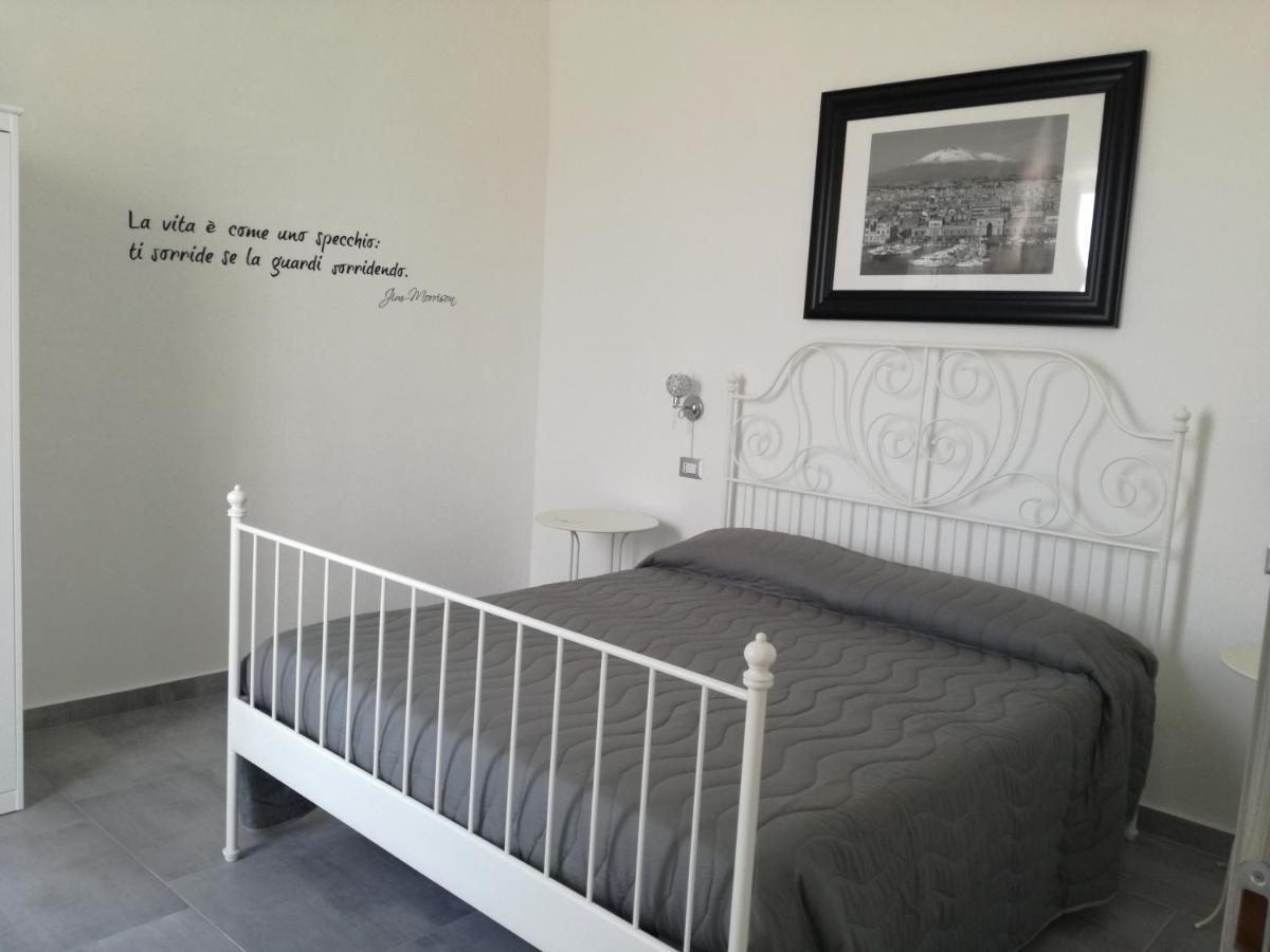Morgana'S House Apartman Catania Kültér fotó